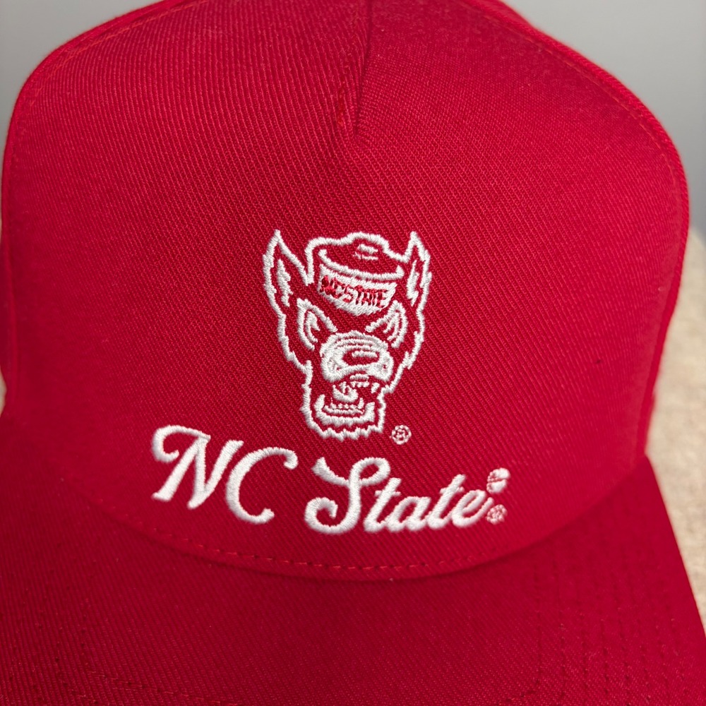 Adidas NC State Wolfpack Hat Red Strat A-Frame Snapback Tuffy KB2446-165 OSFM - Picture 2 of 8